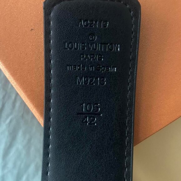 Black Louis Vuitton belt - Picture 2 of 2